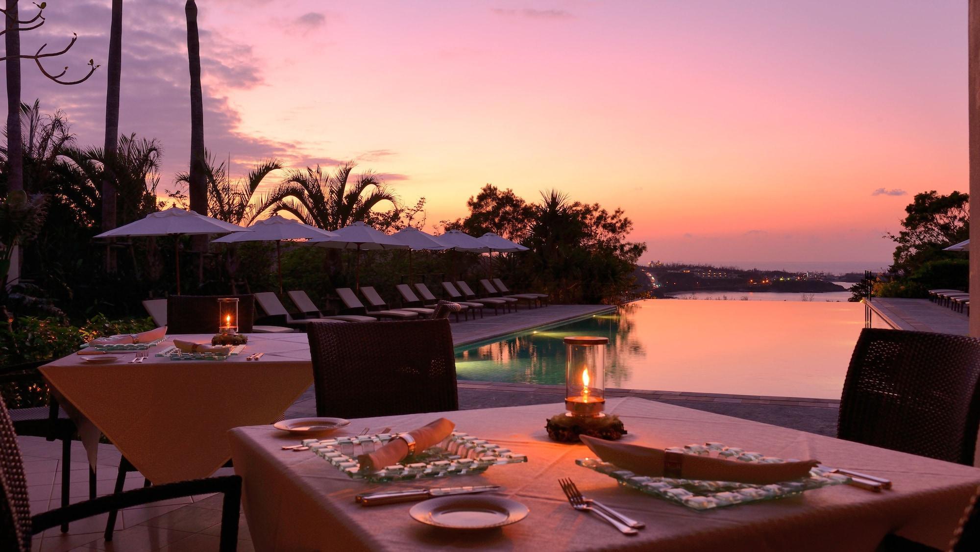 The Atta Terrace Club Towers (Adults Only) Hotell Onna Exteriör bild