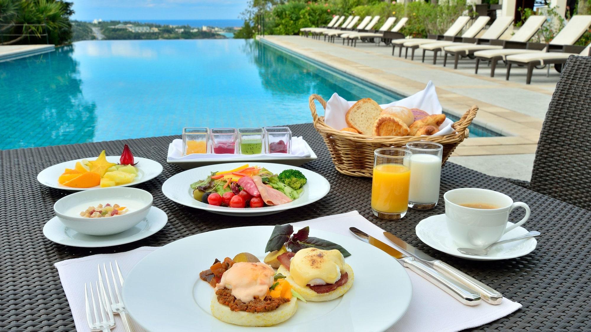 The Atta Terrace Club Towers (Adults Only) Hotell Onna Exteriör bild